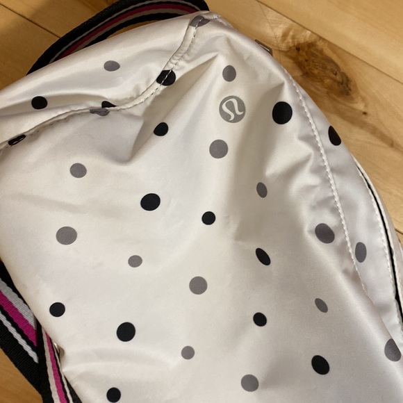 Lululemon Bag Yoga Mat Bag Namaste Tote White with Polka Dots - Picture 2 of 13
